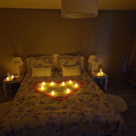 Le Relais Des Clefs - Au Calme Du Gatinais - Escapade A Deux - Terrasse Privee - Wifi - Offre Romantique Sur Demande Valpuiseaux Extérieur photo